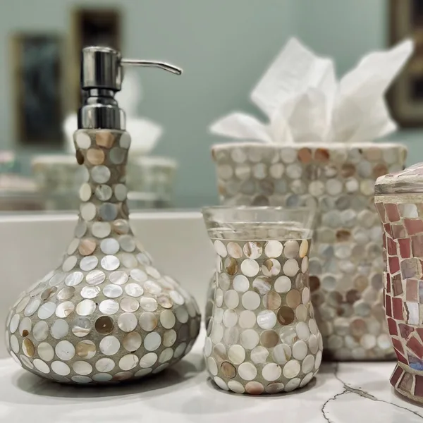 Set de 3 accessoires de salle de bain en verre argenté pailleté